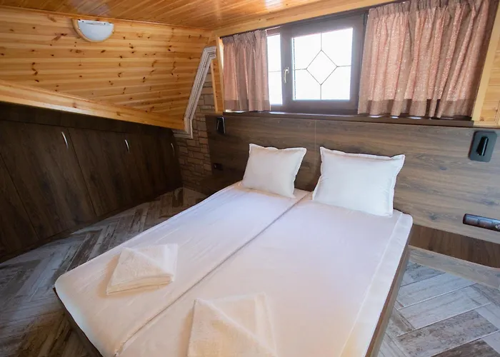 Angelovi Veliko Tarnovo